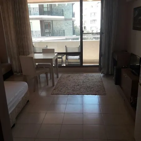Hotel apartamentowy Bay 2*